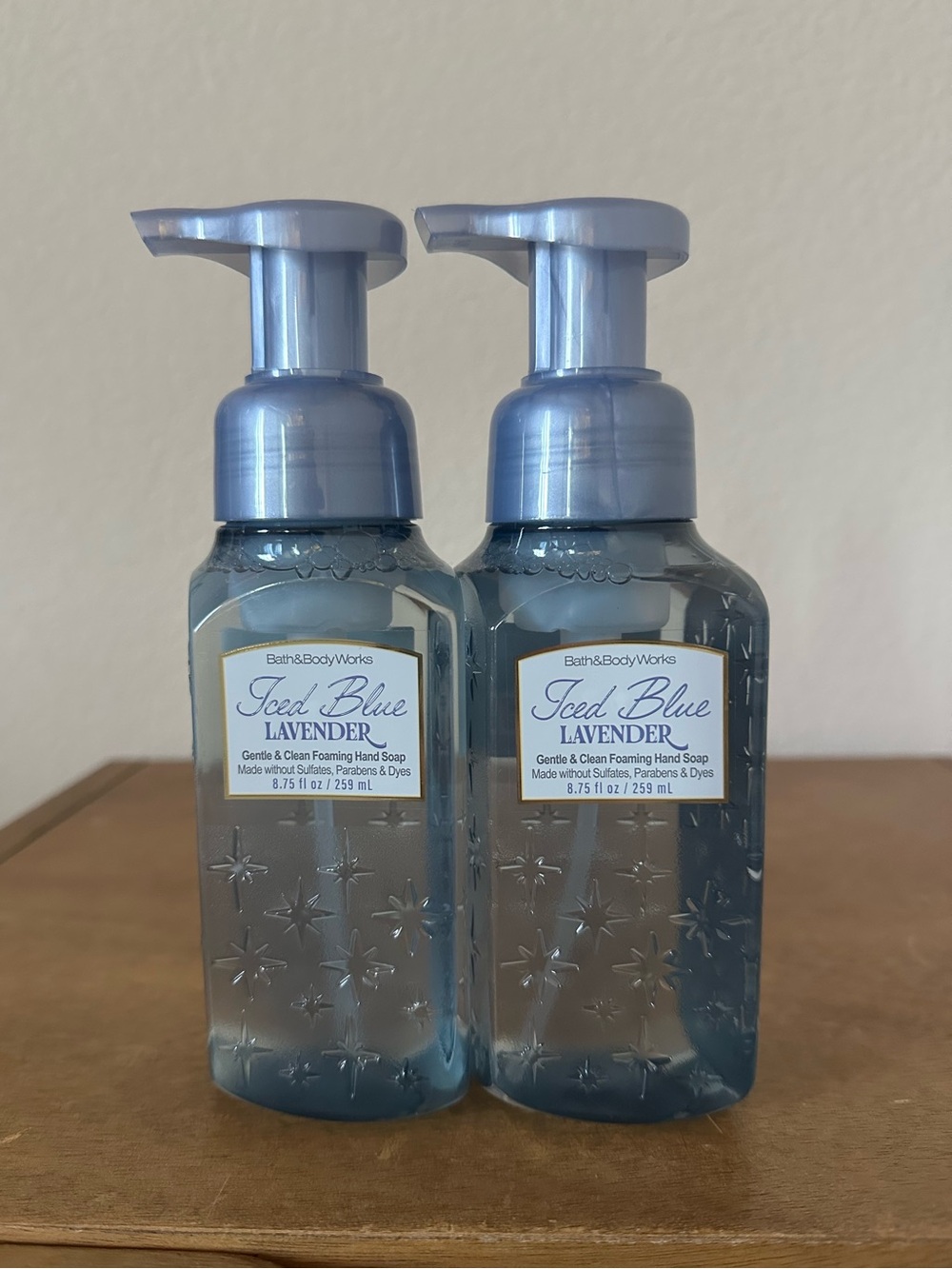 Bath & Body Works Iced Blue Lavender Foaming Hand Soap - Blue